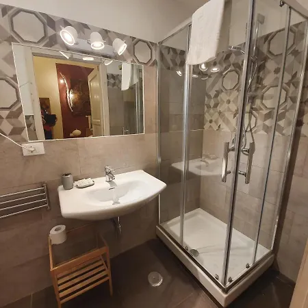 게스트하우스 Corso 211 Beds & 4*